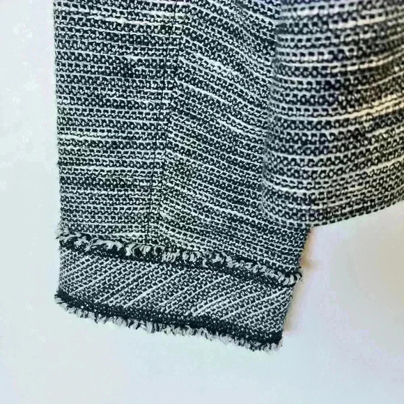 J. Jill Women's Tweed Fringe Button Front Jacket Pockets - Picture 5 of 6